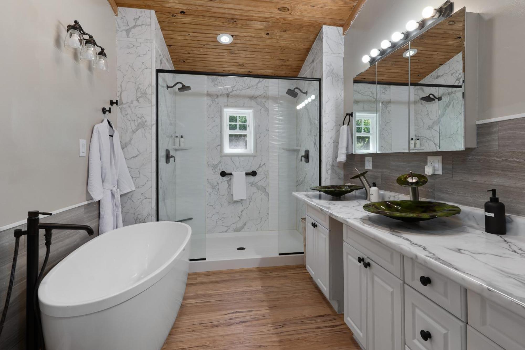 Spacious Cabin Near Hocking Hills And Caves With Hot Tub And Firepit Laurelville Buitenkant foto