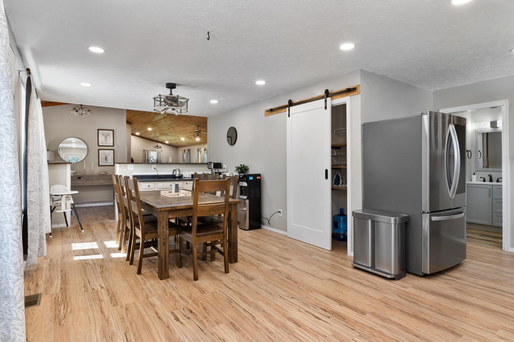 Spacious Cabin Near Hocking Hills And Caves With Hot Tub And Firepit Laurelville Buitenkant foto