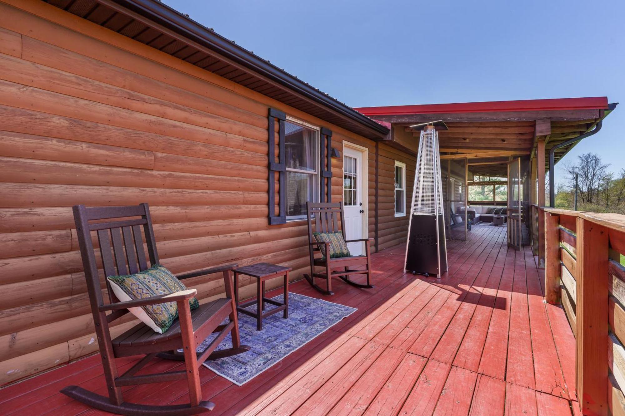Spacious Cabin Near Hocking Hills And Caves With Hot Tub And Firepit Laurelville Buitenkant foto