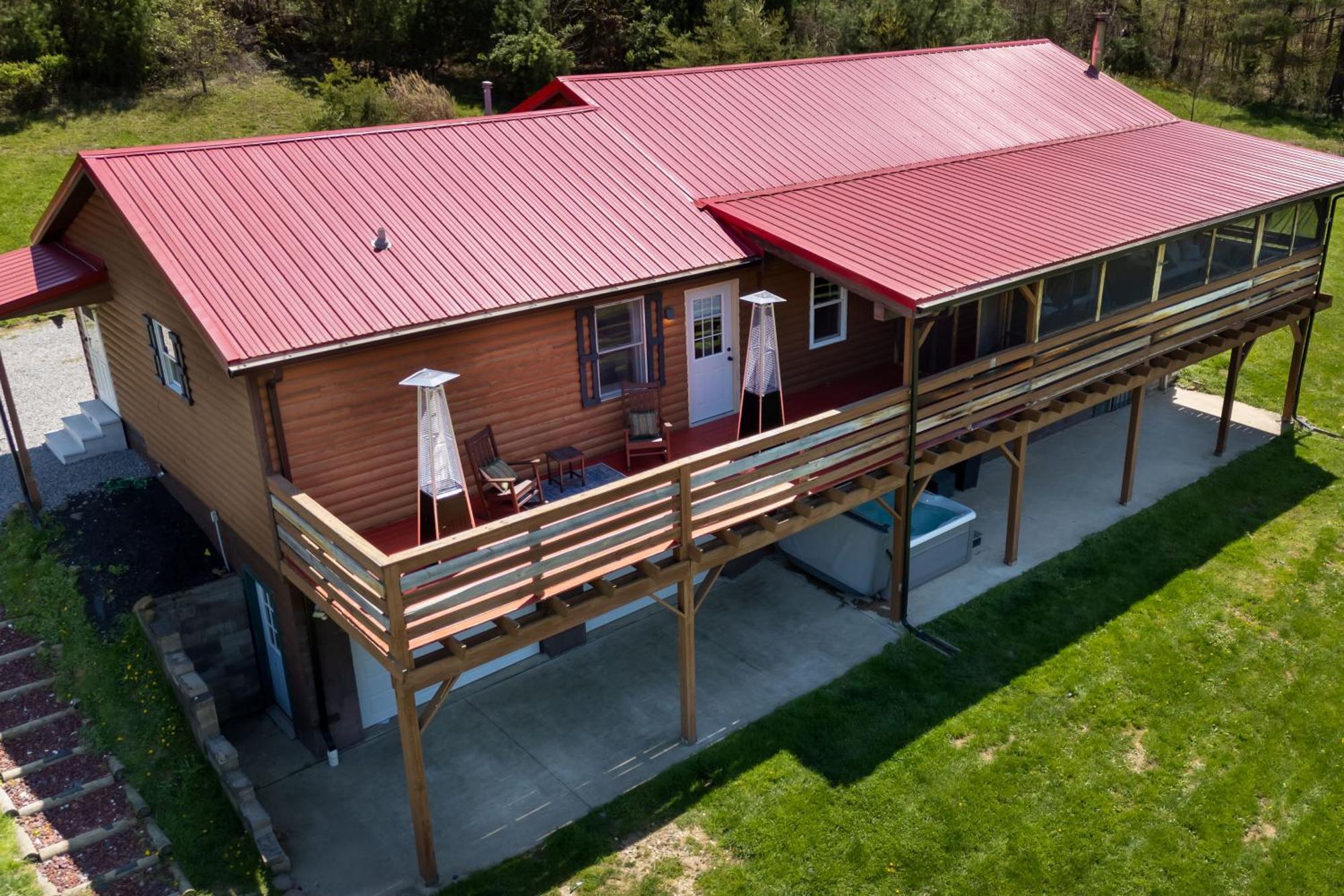 Spacious Cabin Near Hocking Hills And Caves With Hot Tub And Firepit Laurelville Buitenkant foto