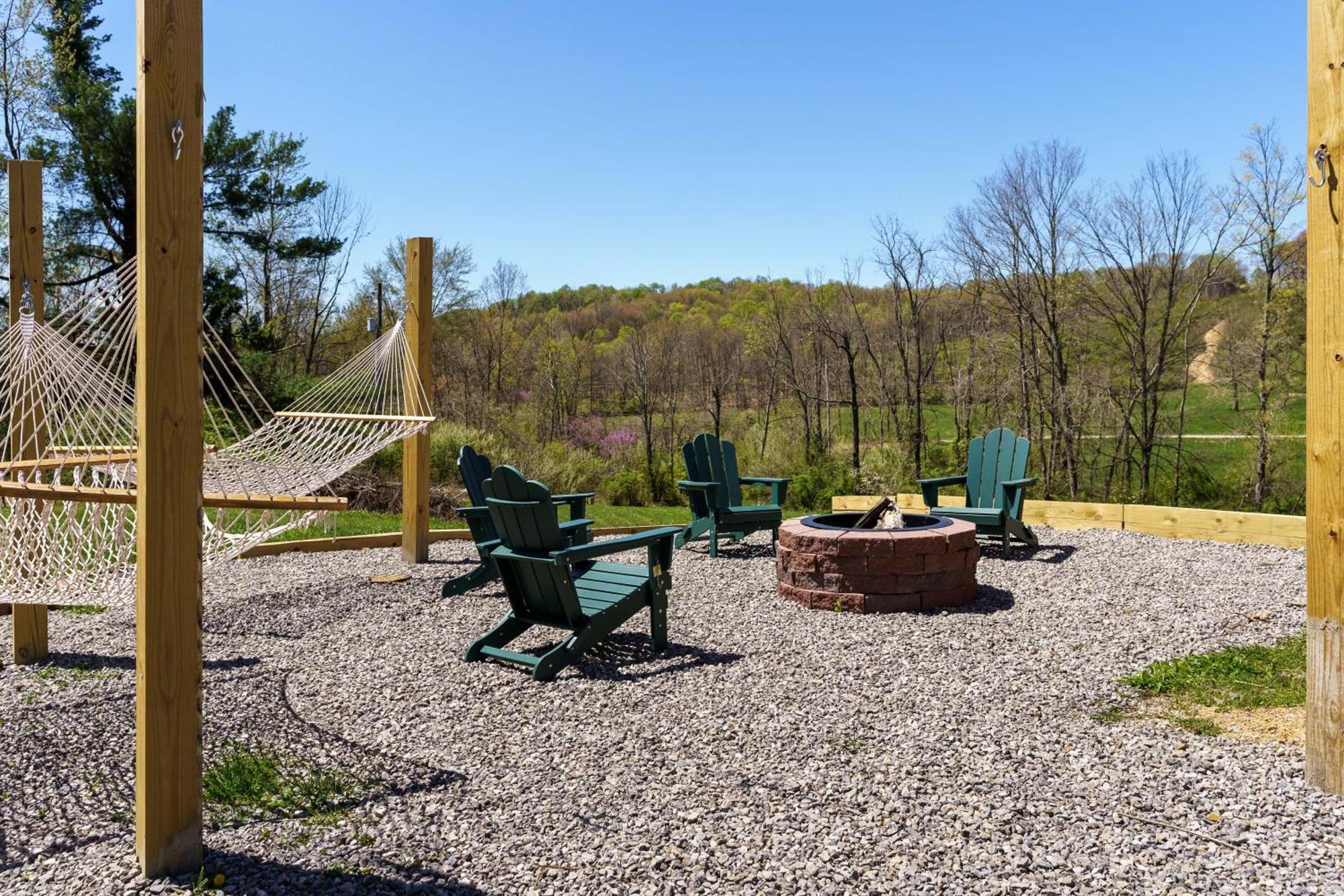 Spacious Cabin Near Hocking Hills And Caves With Hot Tub And Firepit Laurelville Buitenkant foto